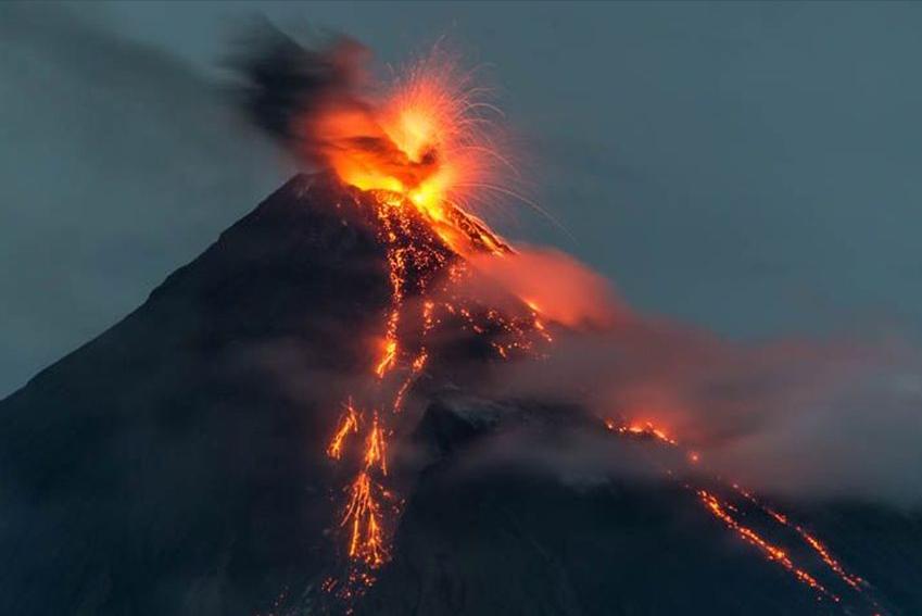 火山爆发岩浆有多可怕,火山爆发威力有多大太震撼了