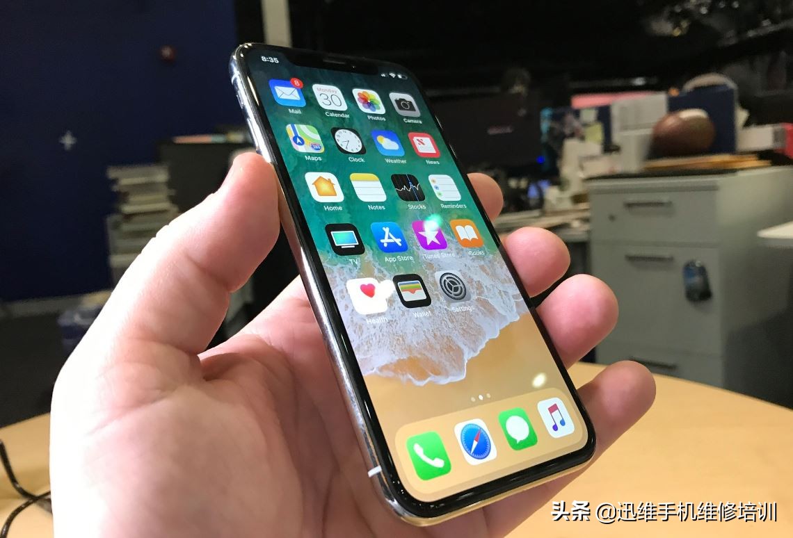 苹果手机原装屏没有原彩就是假的,iphonexsmax原装屏幕没有原彩