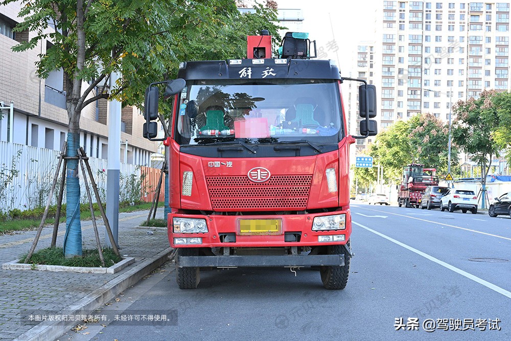 c1驾照3000元能考下来吗,c1驾照多长时间能考下来