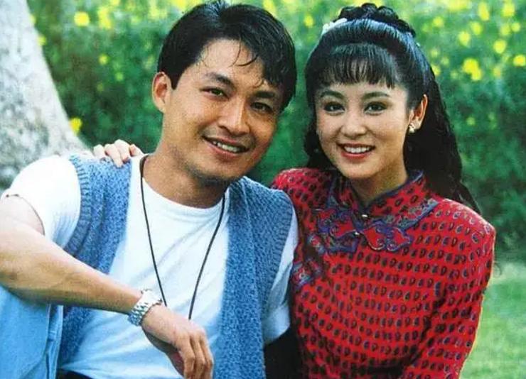 袁行恕的龙凤胎儿子干啥的,袁行恕有几个孩子