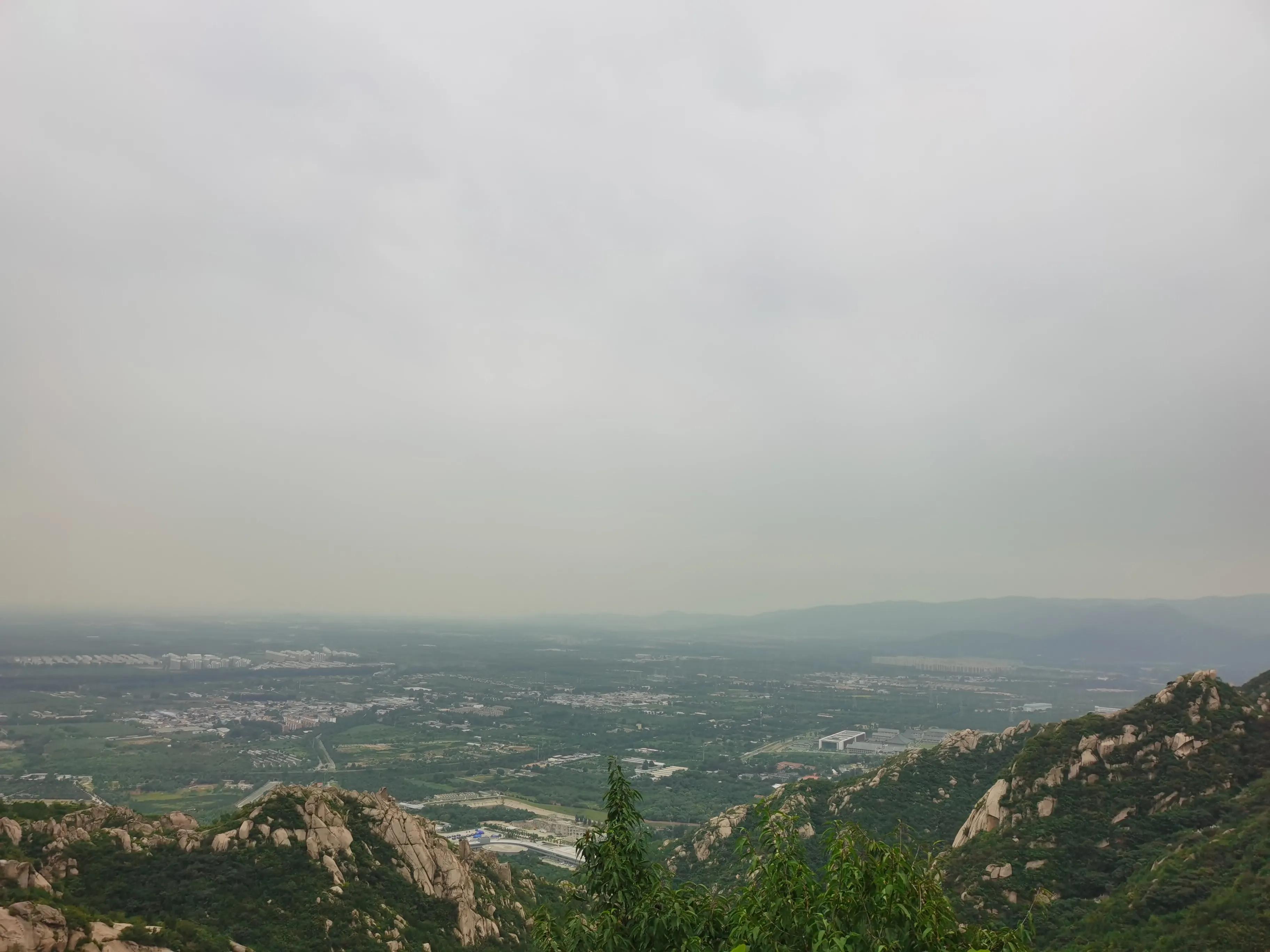 周末爬山记作文,周末爬山记完整版