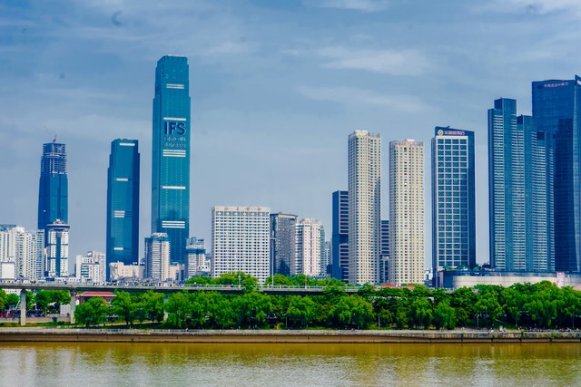 华南十大发达城市,广州各区人才吸引力排名