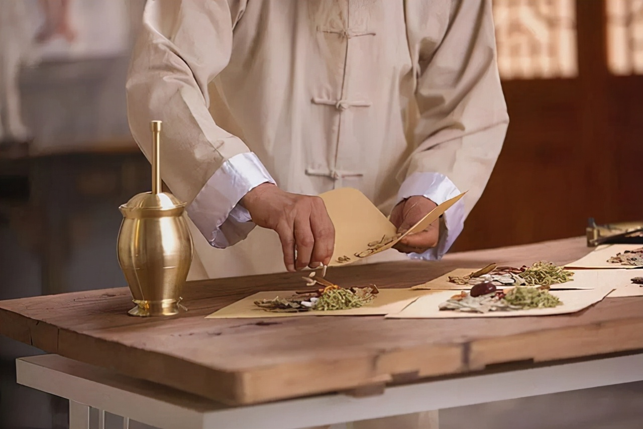 15岁女孩一天吃10斤米饭大结局,15岁女孩两年吃7400斤粮食