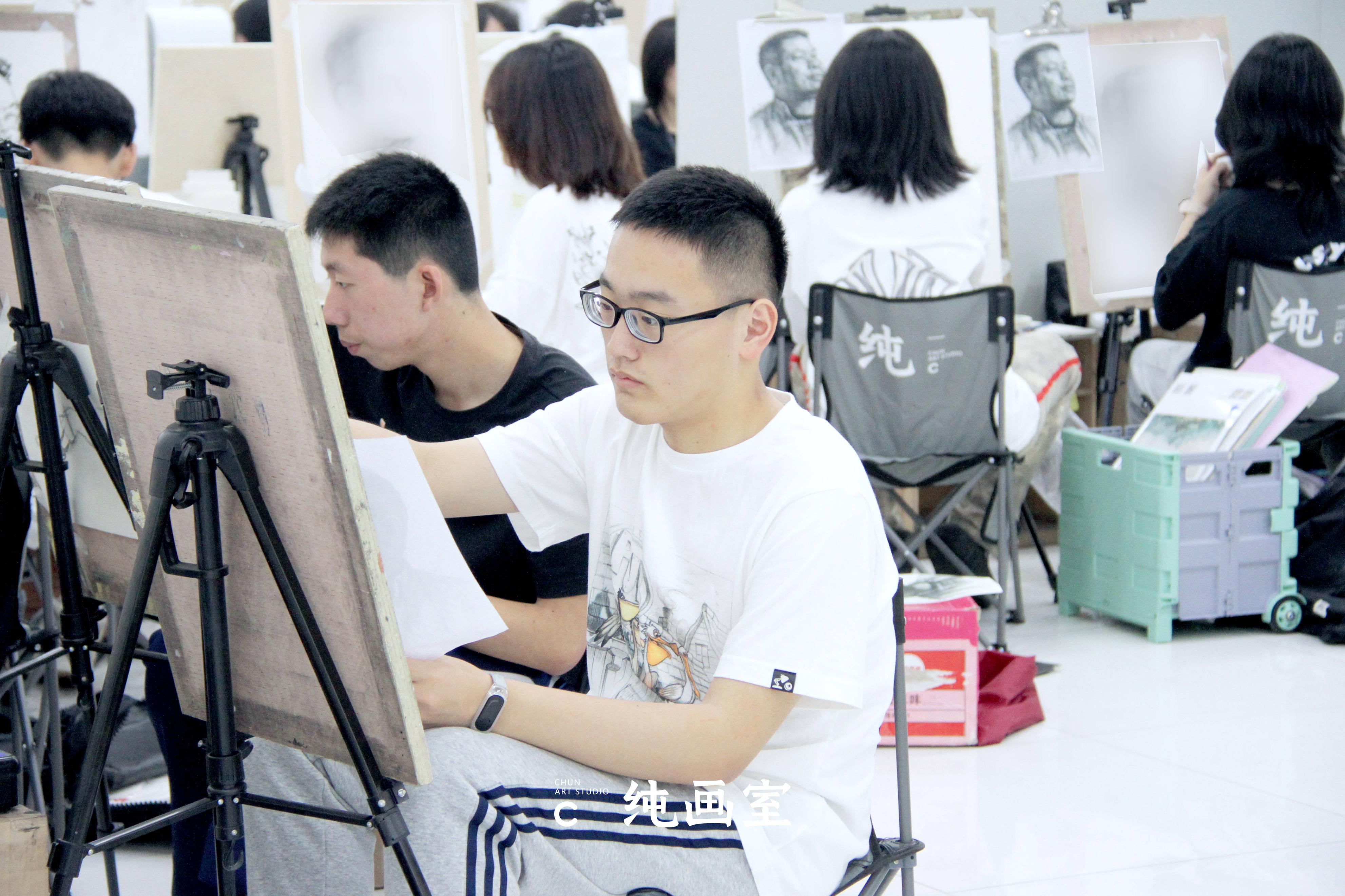 杭州画室前十名排行榜,杭州画室暑假班学生素描作品欣赏