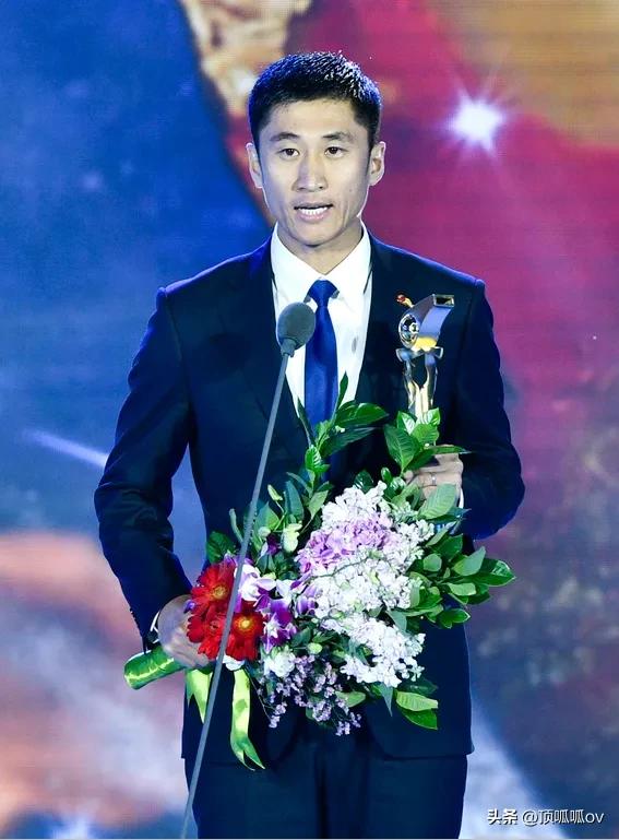 足协主席陈戌源被查，躺枪的怎么是足球裁判员马宁？