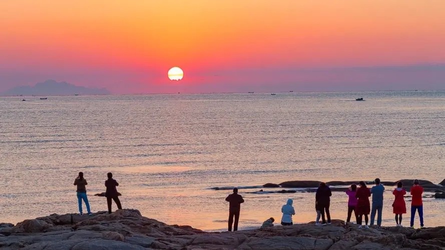 实探乳山银滩海景房5万元一套,山东乳山海景房跌成海边鹤岗