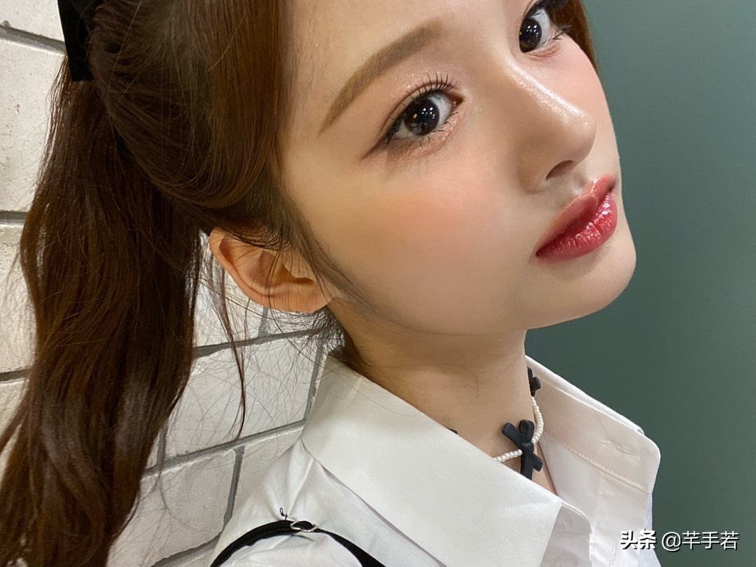 jyp新女团nmixx成员宣传,jyp新女团签售切屏