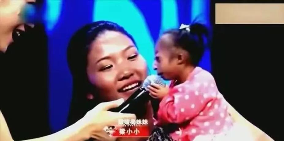 2009年湖南女子生下2斤重小猴子,湖南女子生了个小猴子上综艺节目