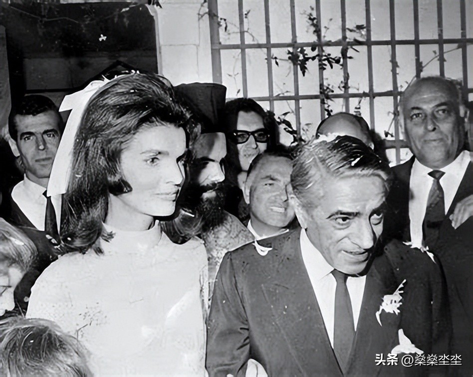 美貌杰奎琳,肯尼迪老婆杰奎琳与过去划清界限