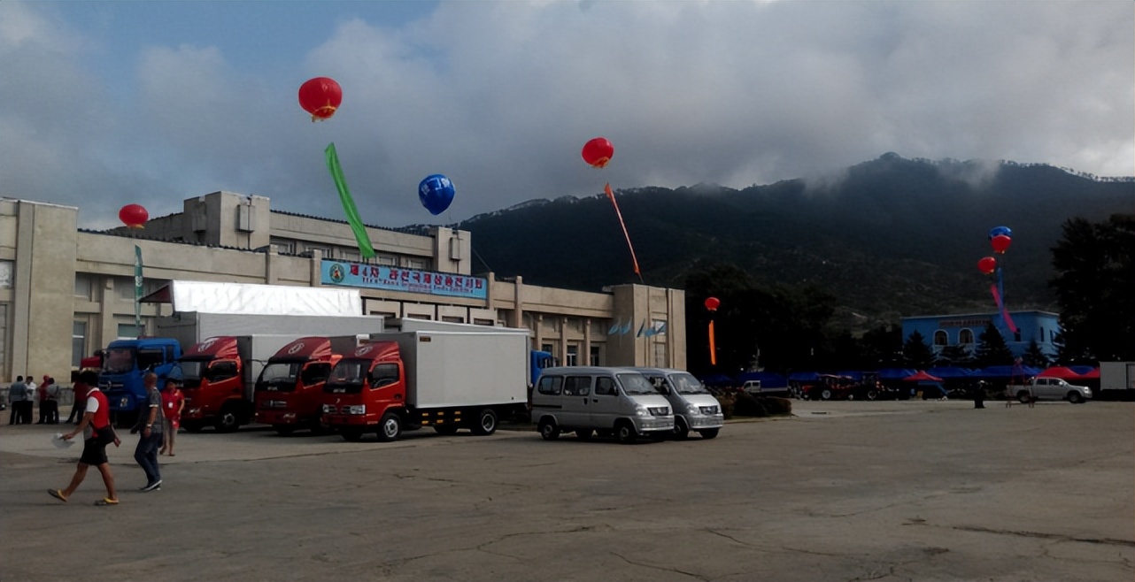 朝鲜人在中国做生意,朝鲜人国内做生意