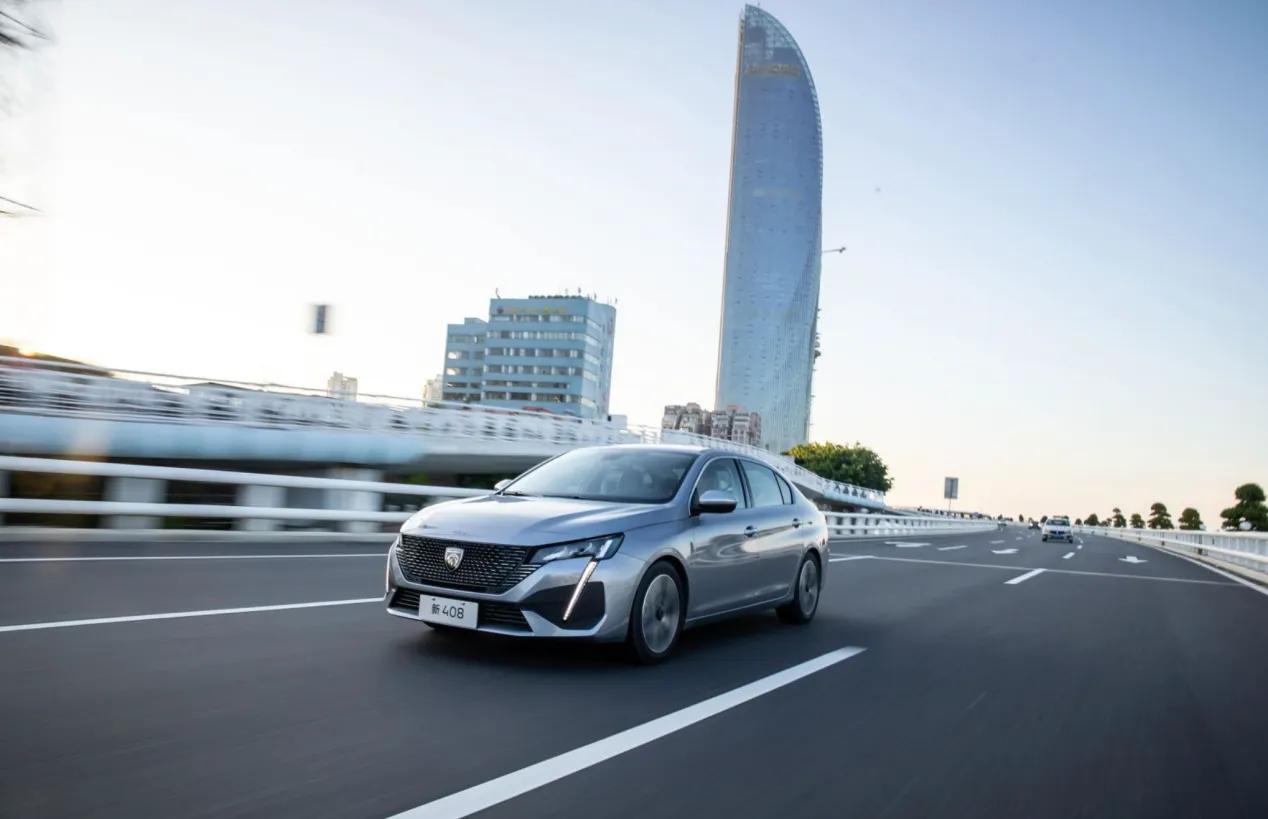 家用车速腾和迈腾哪个好,家用代步买308还是408