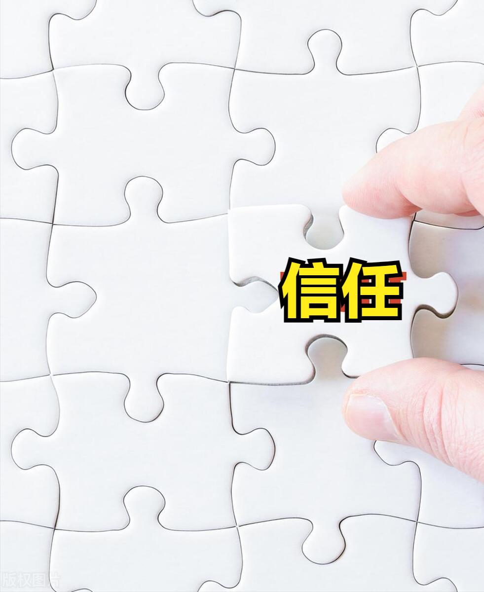 尽管是假新闻，评论区的留言却值得令人深思：是谁对大学生不满？