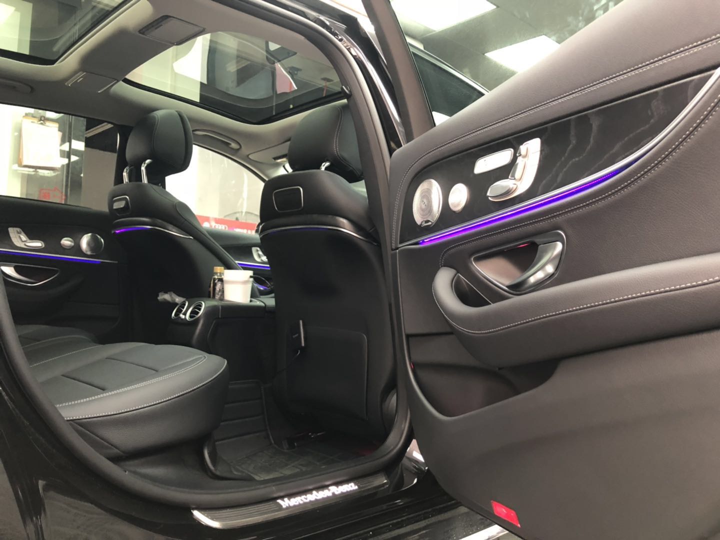 22款奔驰e300柏林之声音响效果,19款奔驰e300l改装柏林音响多少钱