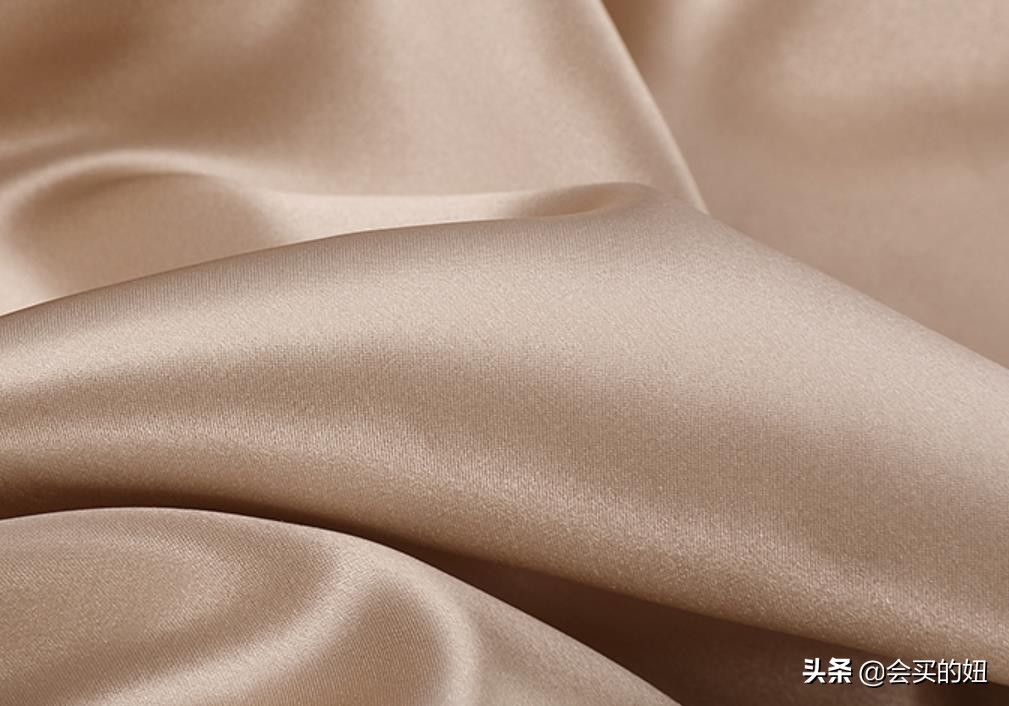 四件套哪种面料好？七种面料床品优缺点逐一分析，教你避坑