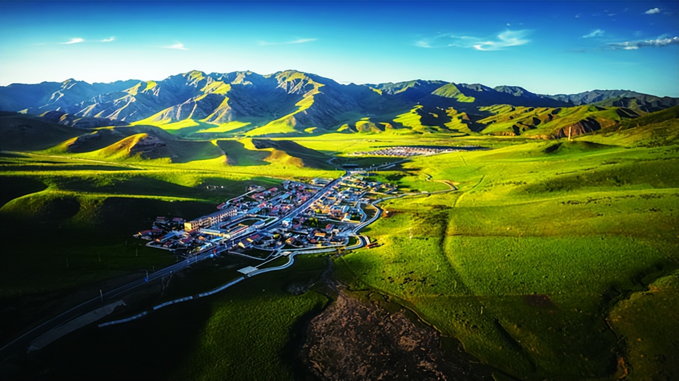 【请人民评议】用平安托起大美乡村各地干部群众高度肯定公安机关助力乡村振兴工作