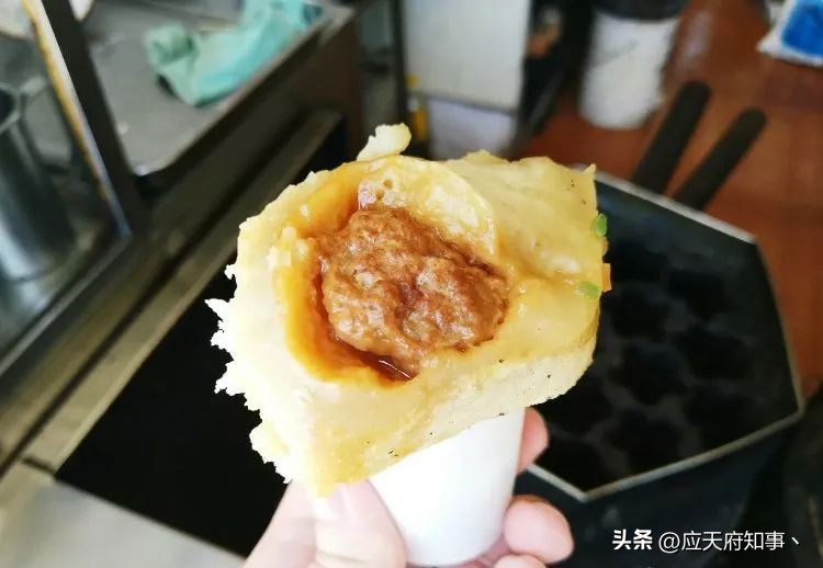 南京梅花糕白色用什么做的,关于南京梅花糕的介绍