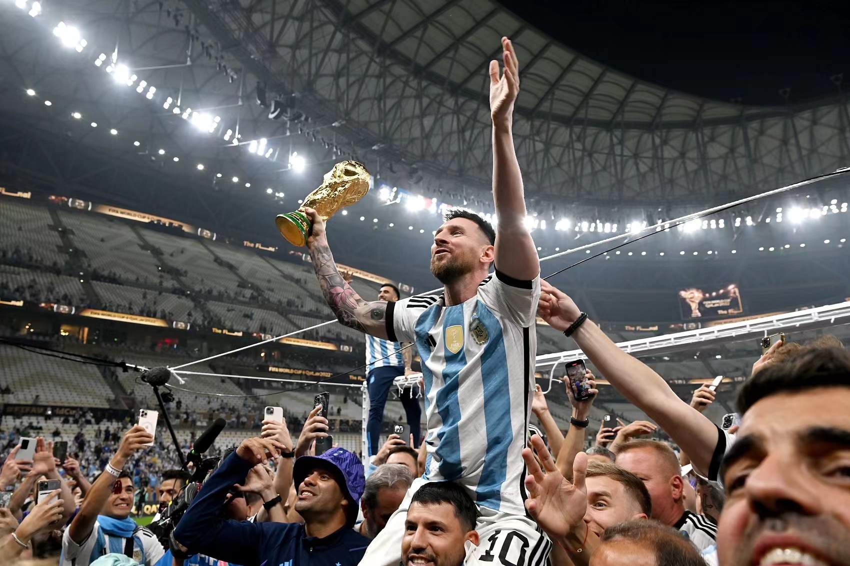 大反转！皇马喉舌倒戈一击：葡萄牙强于阿根廷，C罗不如球王梅西