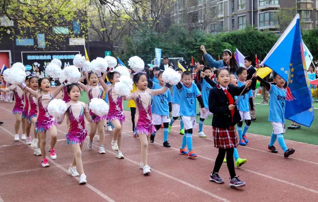 最热辣的校园足球联赛来了：大学南路小学2023年校园足球联赛激情开幕！