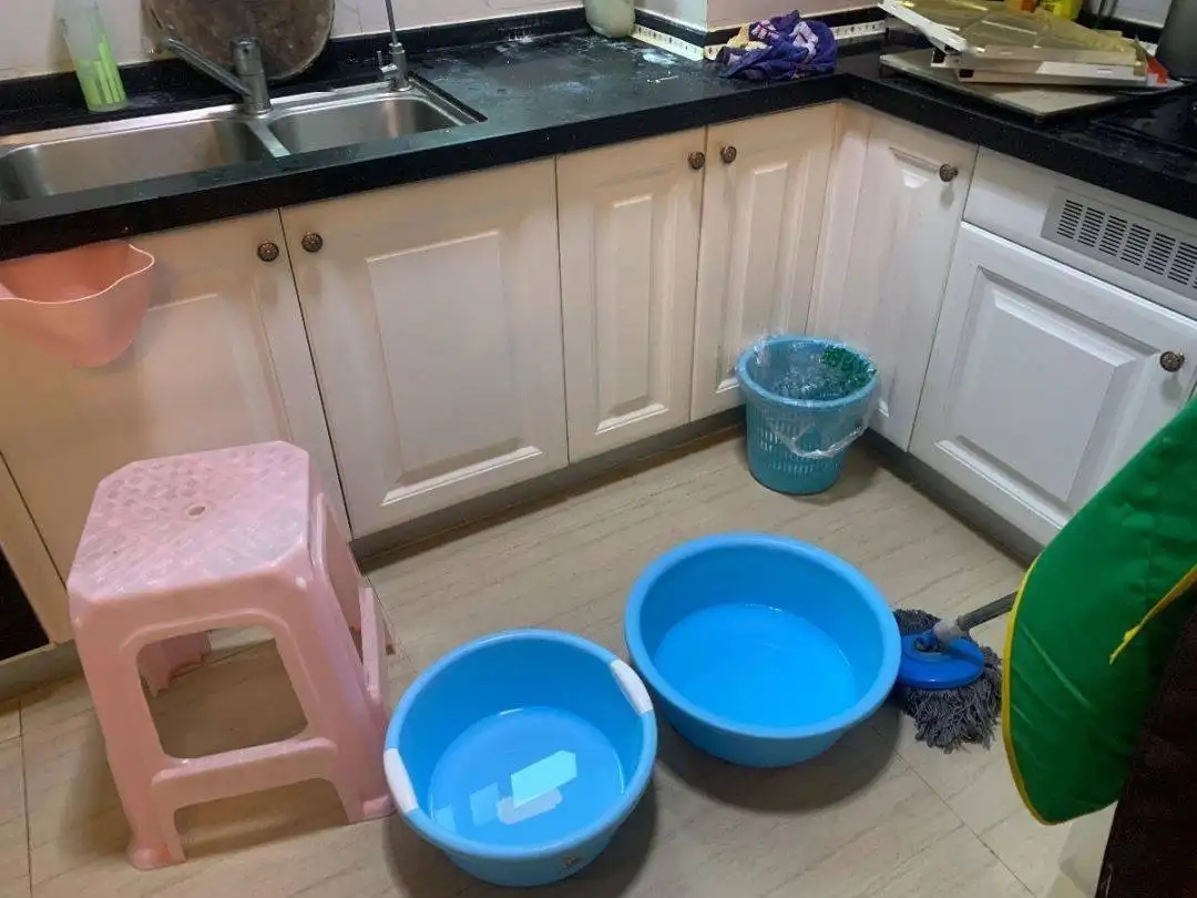 厨房漏水怎么准确找到漏水点,北京厨房漏水维修多少钱