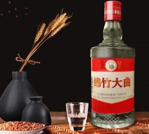 不起眼的5款“光瓶酒”，100%纯粮酿造，入手太值了