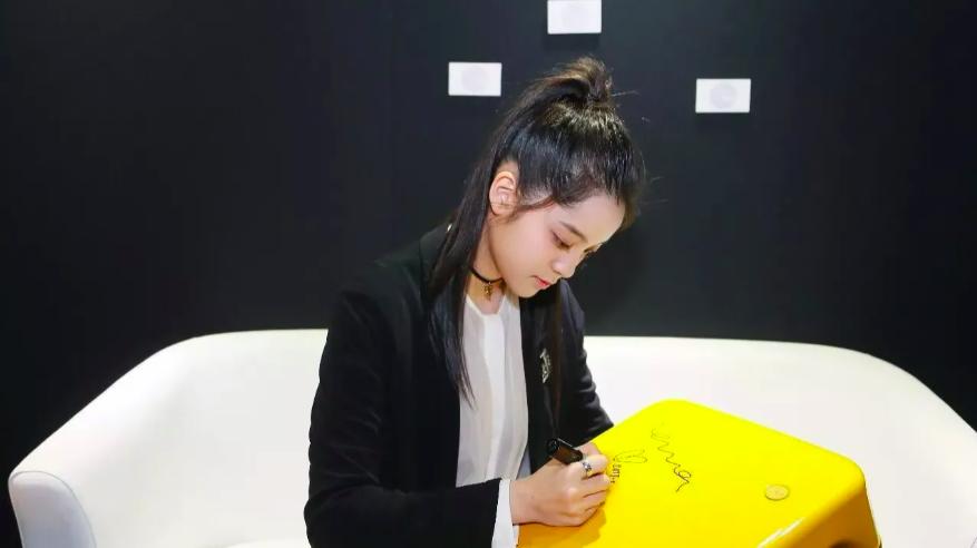 欧阳娜娜988元浴袍在哪买,欧阳娜娜988元浴袍在哪里买