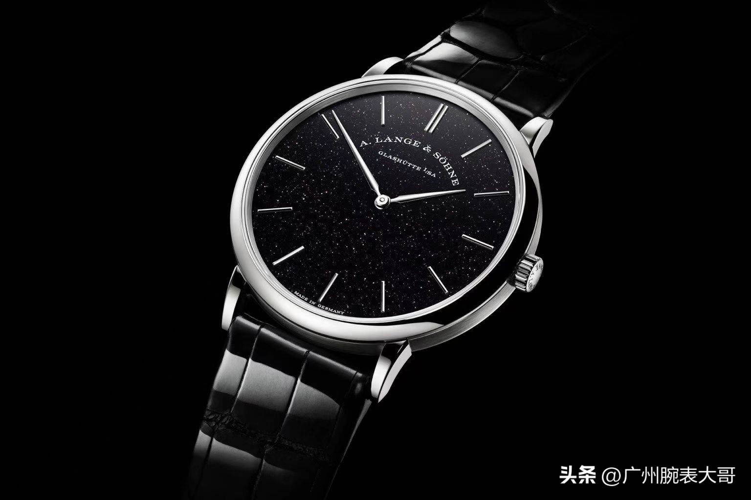 朗格saxoniathinblue星空盘腕表,朗格推出新款saxoniaoutsizedate腕表