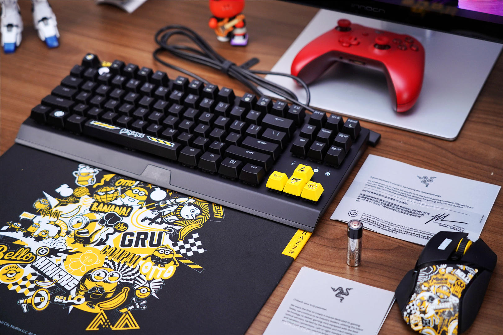 雷蛇黑寡妇小黄人联名,雷蛇小黄人什么时候发布的