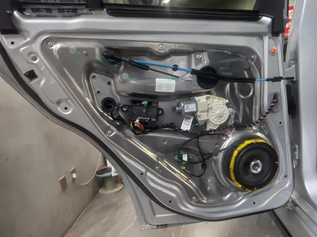 奔驰glk300改装经典版,享受奔驰原厂柏林之声