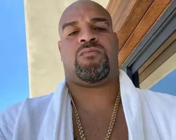 阿德里亚诺为什么叫梅阿查国王,足坛十大神锋阿德里亚诺