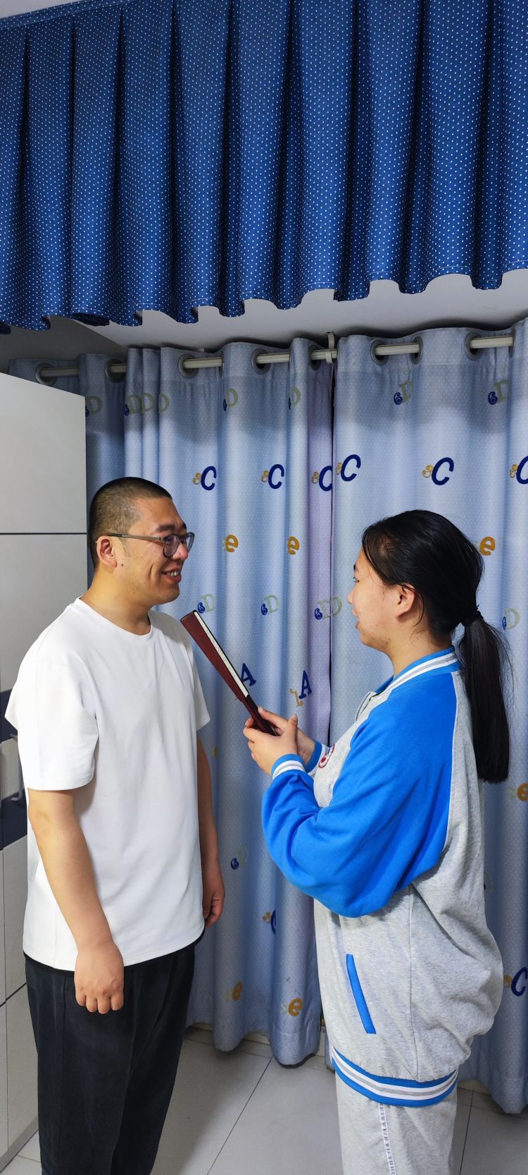 曾都区编钟学校优秀教师,师者如光微以致远演讲背景音乐