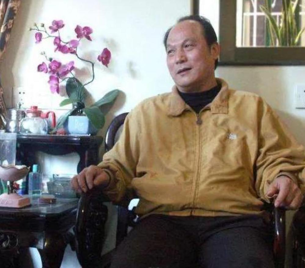 杨振宁催促翁帆冻卵子,杨振宁同意翁帆改嫁了吗