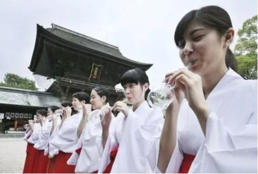 日本的色情行业：从未有一个国家做到如此地步，年创收700亿美元