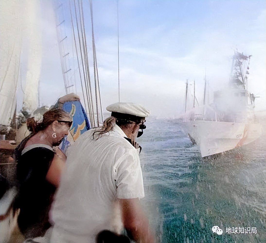 在美国建国中国，坚持了整整一分钟！|地球知识局