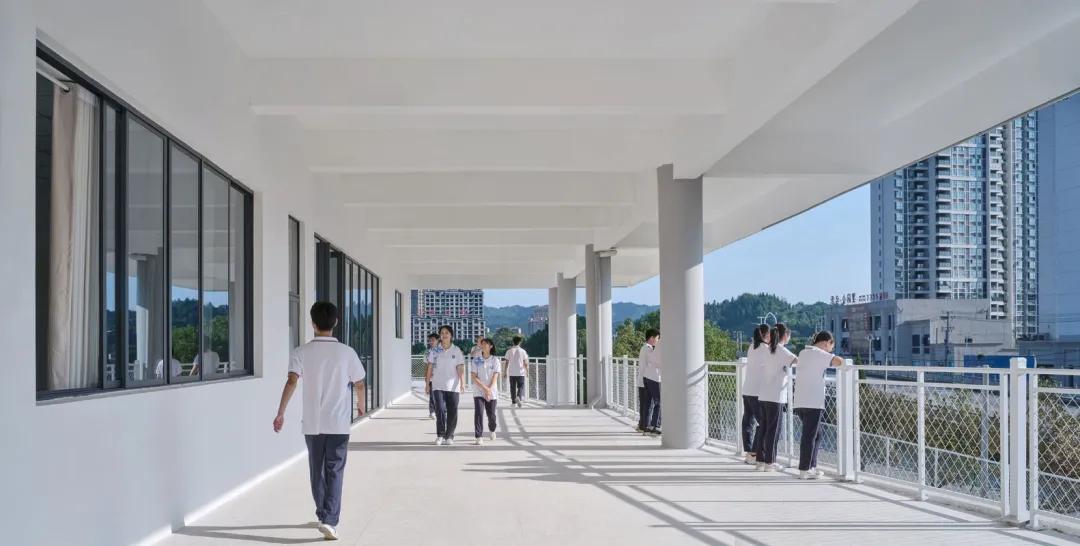 装修天花材料图片,天花墙体装饰材料