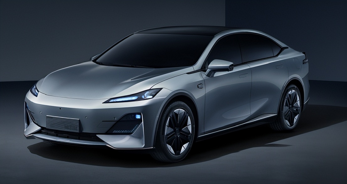 最新国产首款氢能车亮相,首款氢能源汽车续航1000公里