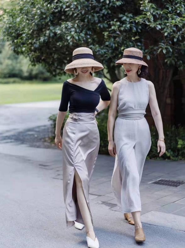 上海街拍长裤长裙,上海街拍修身长裙气质