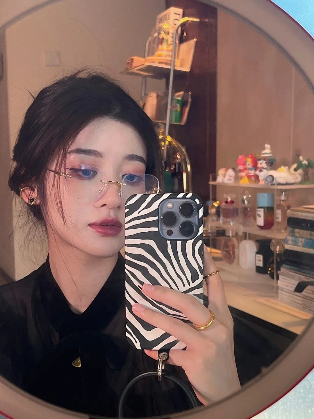 波浪卷发简单编发,人鱼微卷编发造型