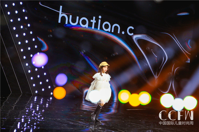 飞驰吧少年原创,飞驰吧少年