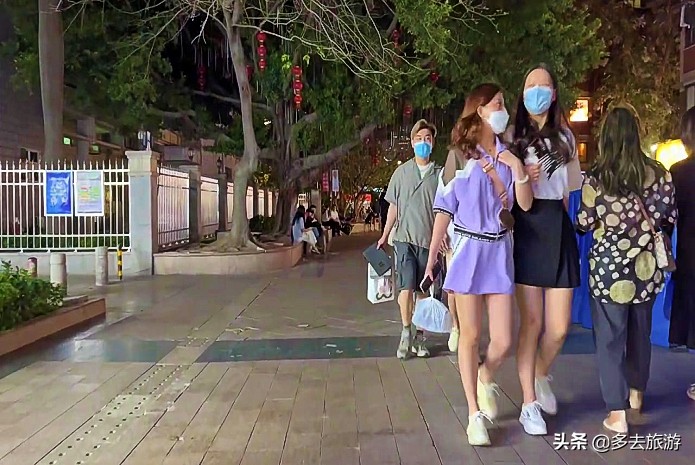 张家口本地人在意干净，安居乐业，消费和南昌差别并不大