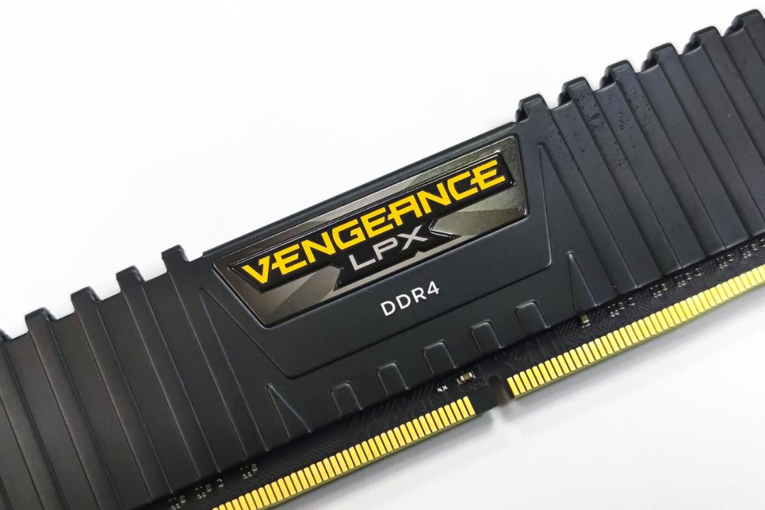 海盗船h150ipro和恩杰x73哪个好,恩杰x72跟海盗船h150i哪个好