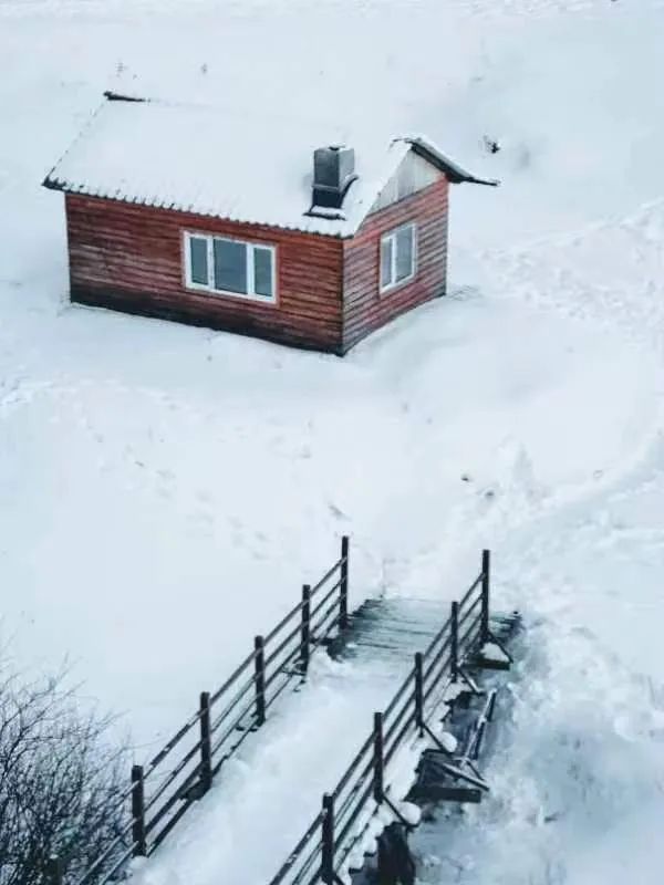 去哪看极光最好的地方,去哪里看极光最好的地方