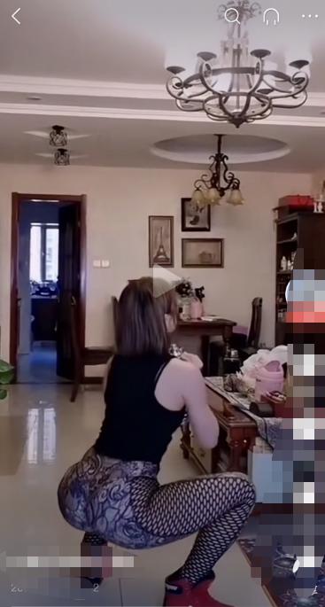 废了…暴露自己隐私乐此不疲，窥探隐私竟成了流量密码