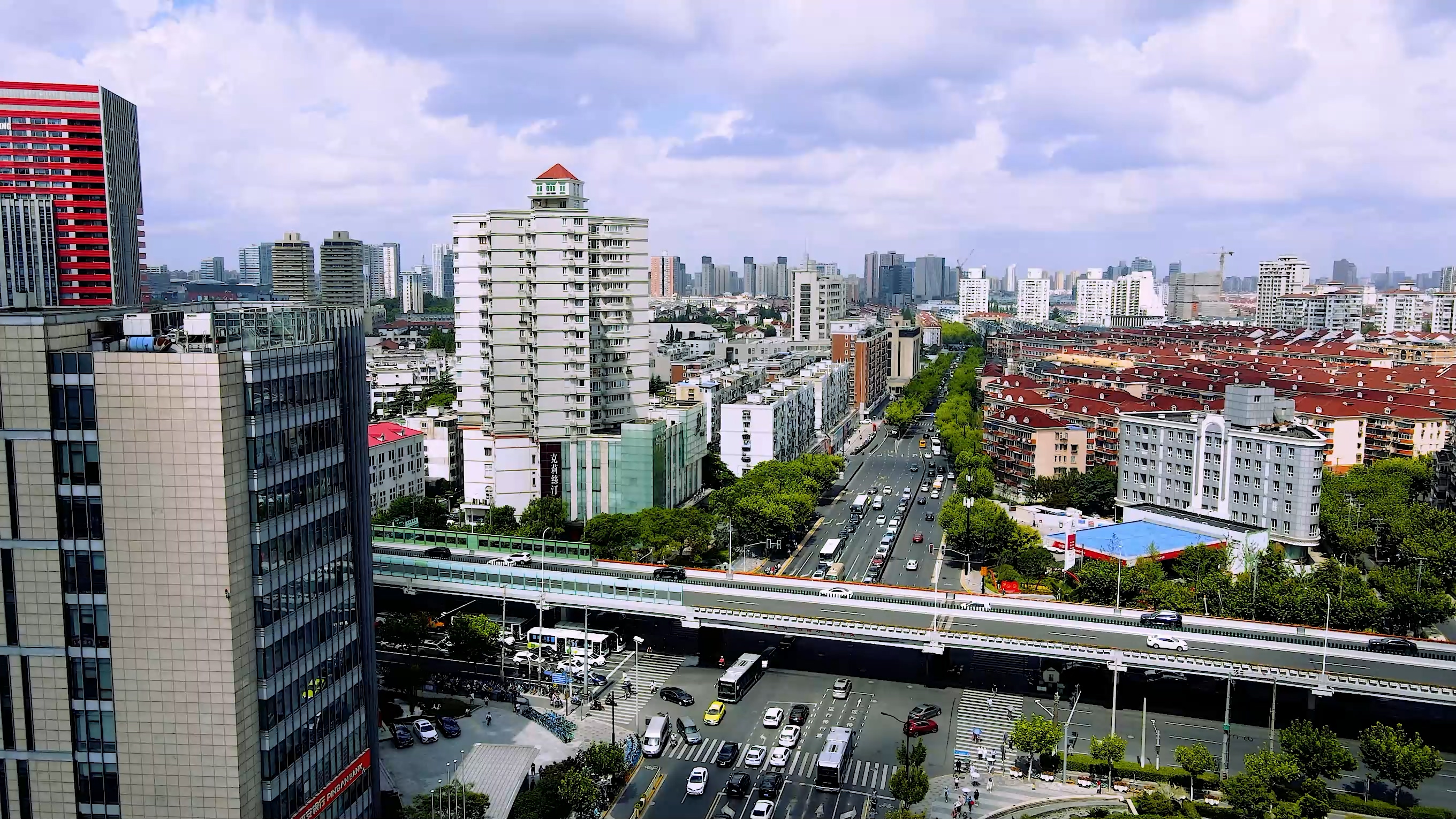 上海除了黄浦江还有什么江,上海黄浦江哪边是上海中心