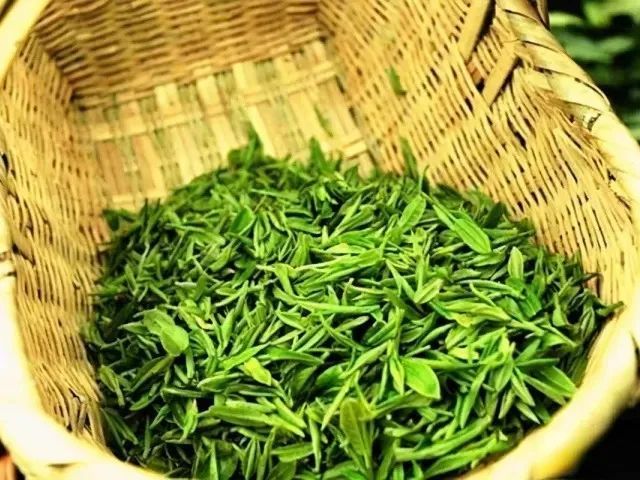 贵州美食攻略香酥辣椒,贵州人春天必吃的美食