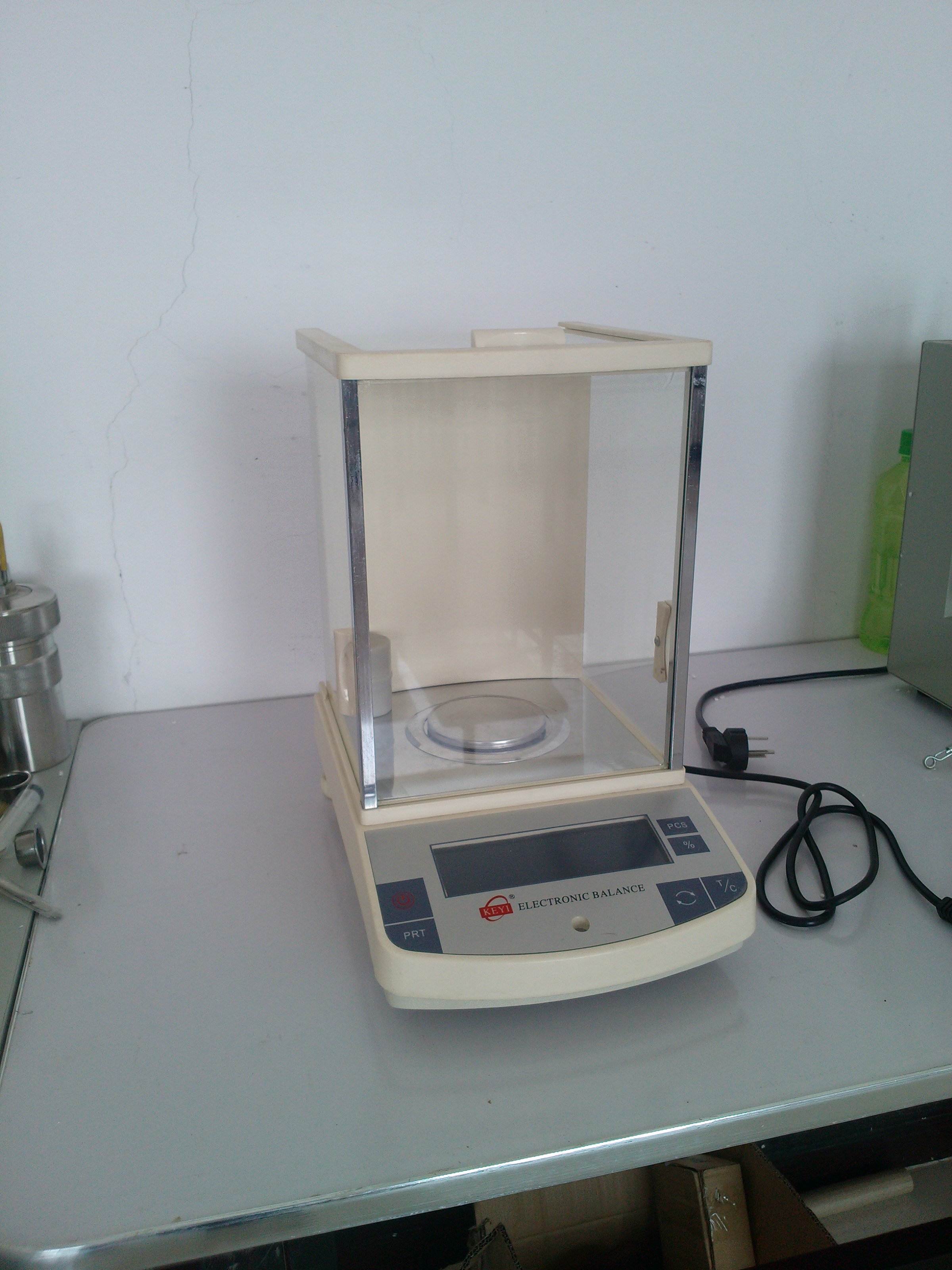 糕点食品厂实验设备,小型食品厂化验室设计