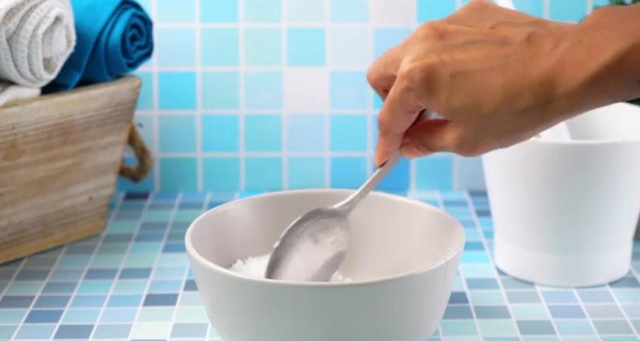 如何制作牙膏干,如何制作牙膏简单方法