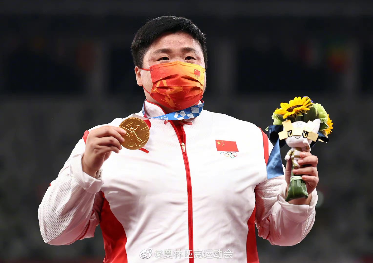 苏炳添率队闯进田径接力决赛,中国国家田径队苏炳添训练爆发力