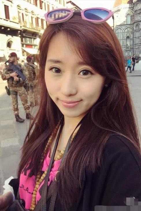 洪欣张丹峰官宣离婚视频,洪欣张丹峰官宣离婚评论