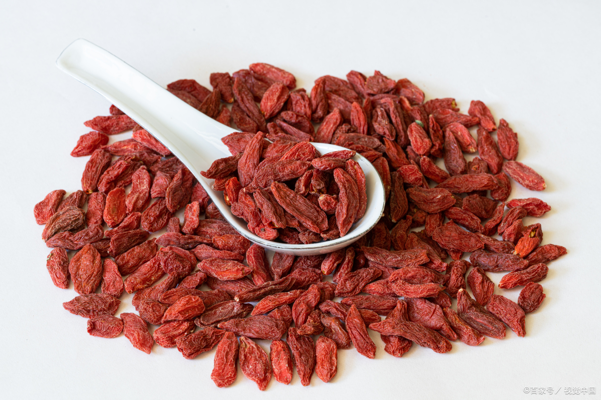 紫花地丁泡水喝对牛皮癣有功效吗,蒲公英泡水喝对牛皮癣有帮助吗