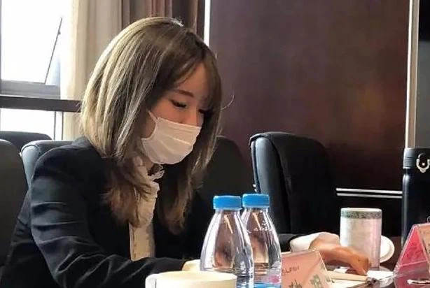 重庆57岁大叔曾是千万富翁,穷小子坐牢十七年完整版